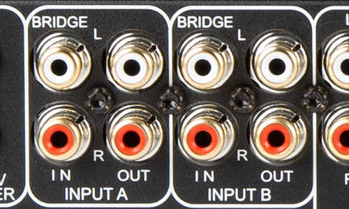 Bridgeable Speaker Outputs